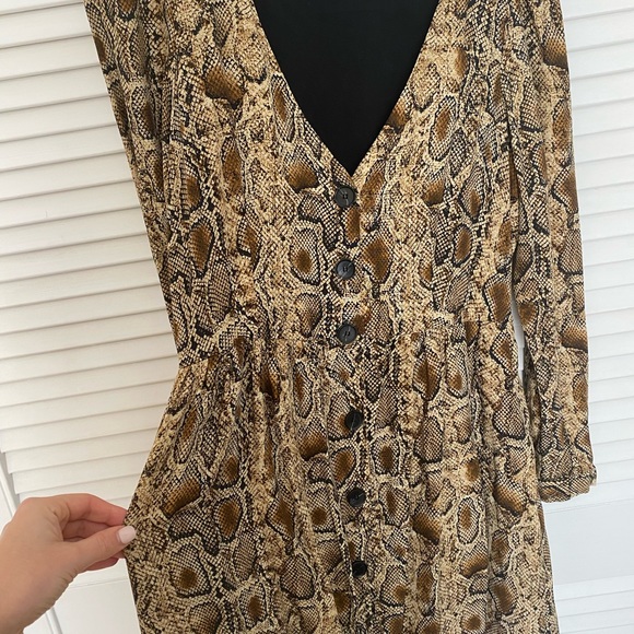 Zara snakeskin print mini dress long sleeves - Picture 5 of 6